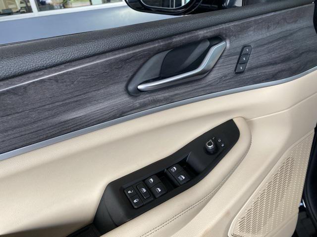 used 2023 Jeep Grand Cherokee car, priced at $26,808