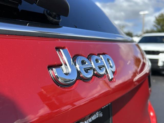 new 2025 Jeep Compass car, priced at $26,966