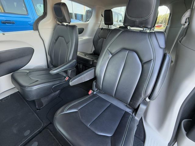 used 2023 Chrysler Pacifica car, priced at $23,000