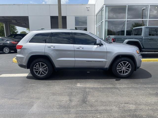 used 2018 Jeep Grand Cherokee car, priced at $18,188