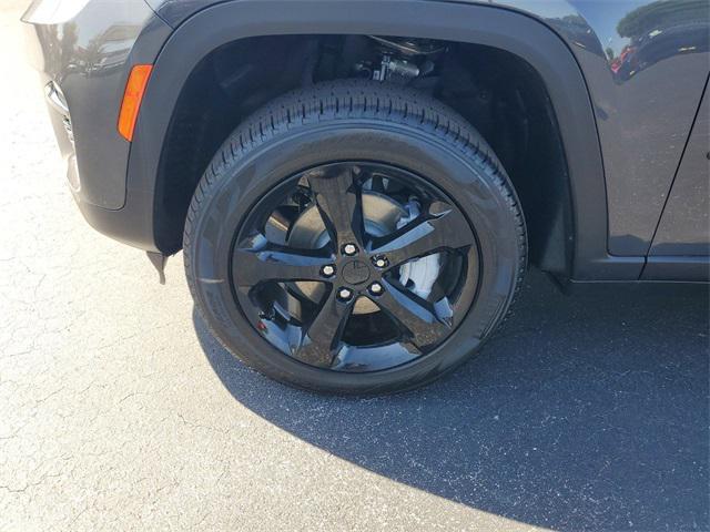 new 2024 Jeep Grand Cherokee car, priced at $41,900