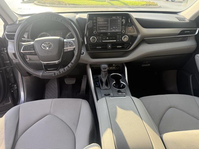 used 2020 Toyota Highlander car, priced at $22,055