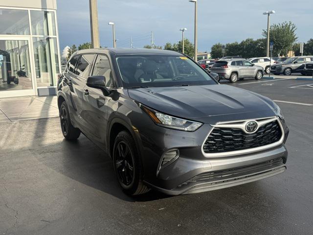 used 2020 Toyota Highlander car, priced at $22,055