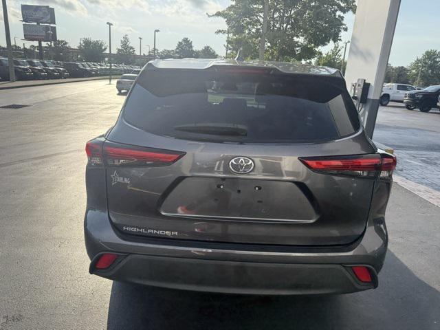 used 2020 Toyota Highlander car, priced at $22,055