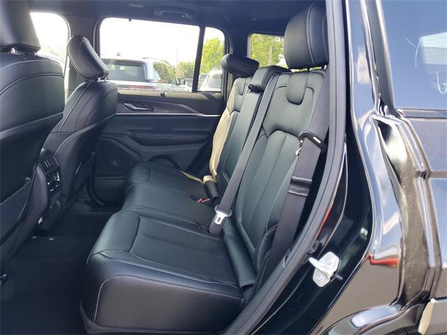 new 2024 Jeep Grand Cherokee car, priced at $44,900