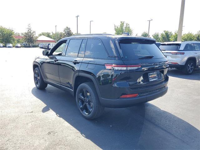 new 2024 Jeep Grand Cherokee car, priced at $44,900