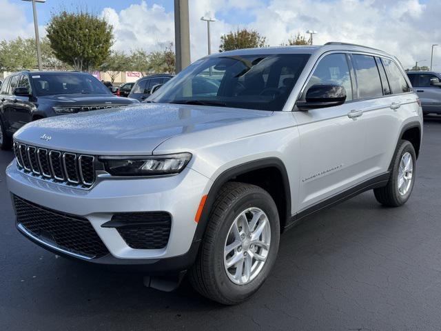 new 2025 Jeep Grand Cherokee car, priced at $36,070