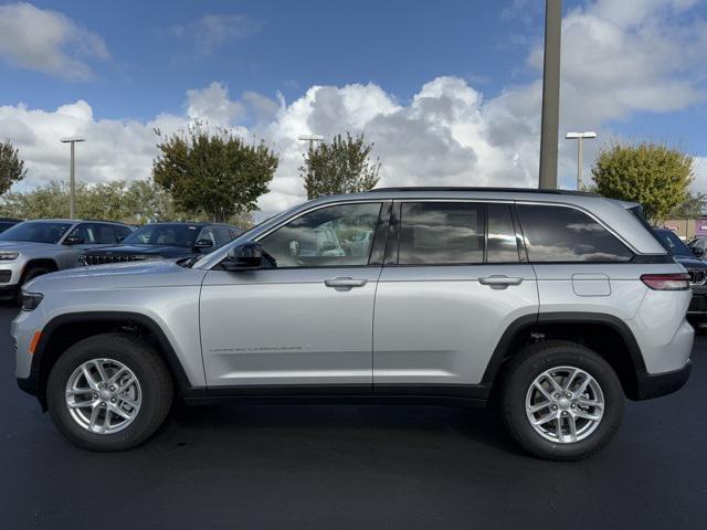 new 2025 Jeep Grand Cherokee car, priced at $36,070