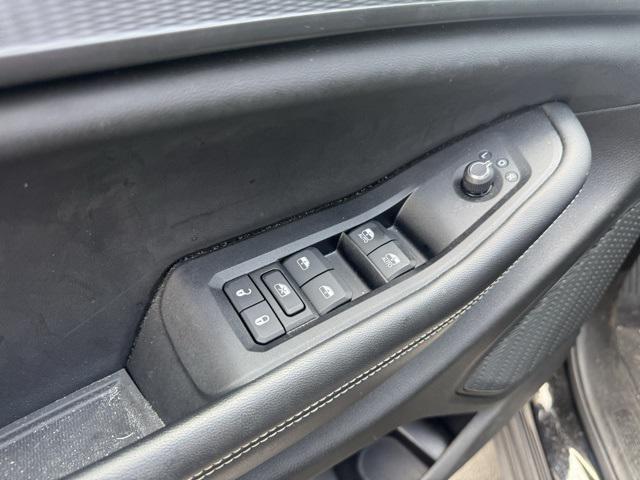 used 2023 Jeep Grand Cherokee L car, priced at $33,973
