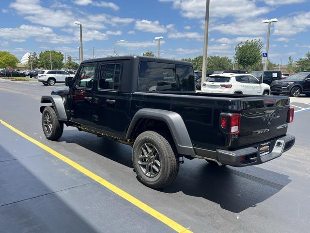 new 2025 Jeep Gladiator car, priced at $40,900