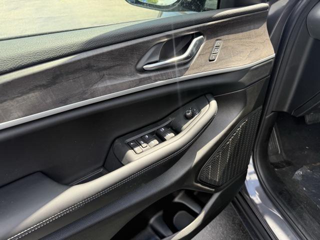 new 2025 Jeep Grand Cherokee car, priced at $46,788