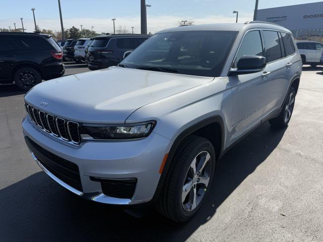 new 2025 Jeep Grand Cherokee L car, priced at $44,420