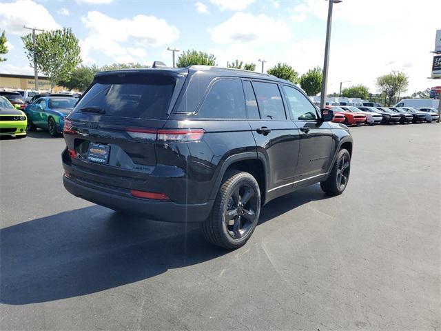 new 2024 Jeep Grand Cherokee car, priced at $45,072