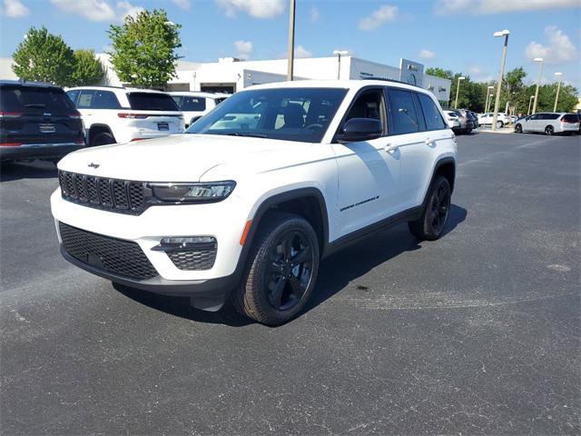 new 2024 Jeep Grand Cherokee car, priced at $39,400