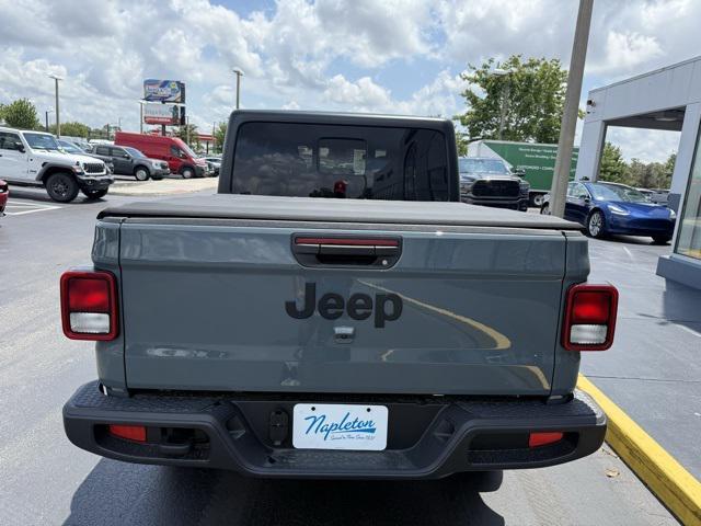 new 2025 Jeep Gladiator car, priced at $48,193