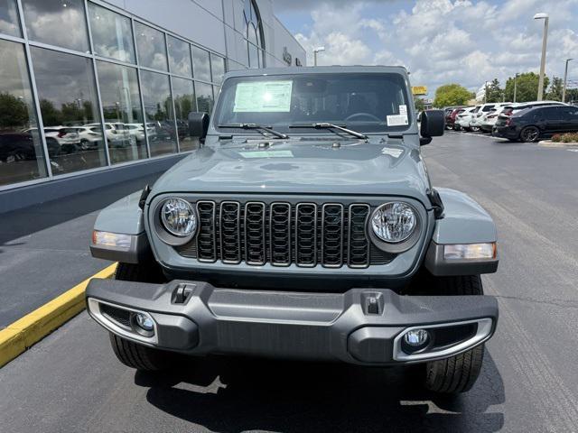 new 2025 Jeep Gladiator car, priced at $48,193