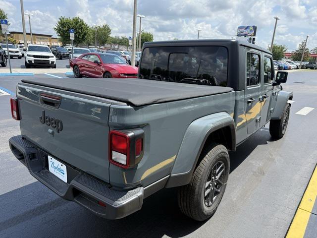 new 2025 Jeep Gladiator car, priced at $48,193