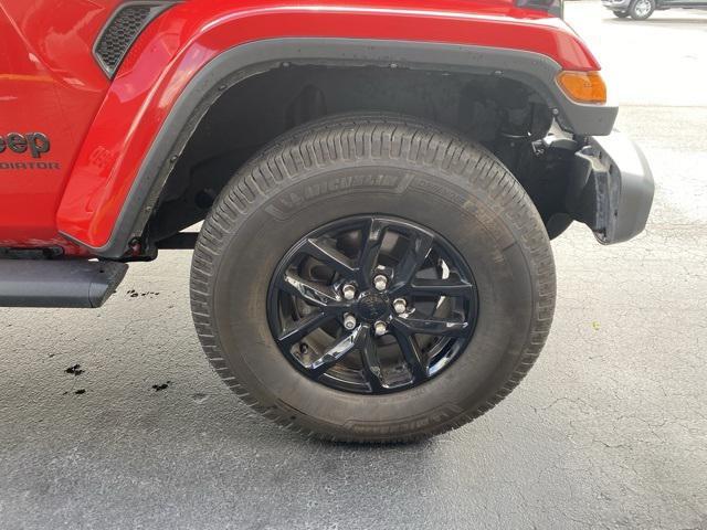 used 2022 Jeep Gladiator car, priced at $29,615