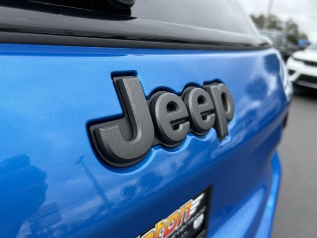 new 2025 Jeep Compass car, priced at $25,855