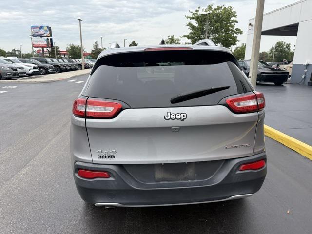 used 2015 Jeep Cherokee car, priced at $10,382