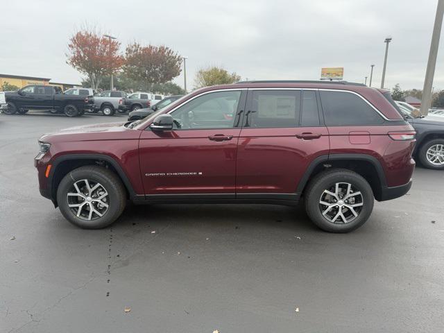 new 2025 Jeep Grand Cherokee car, priced at $42,310