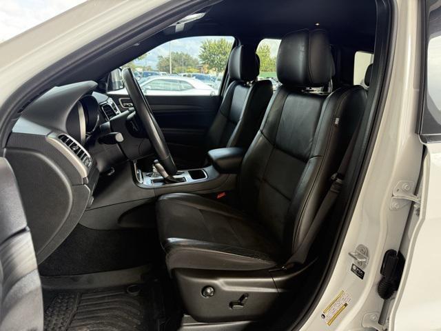 used 2022 Jeep Grand Cherokee car, priced at $25,000