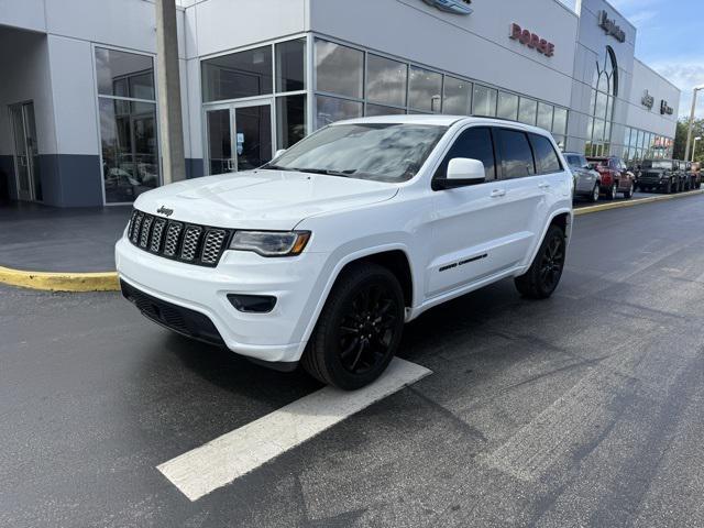 used 2022 Jeep Grand Cherokee car, priced at $25,000