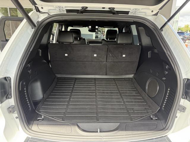 used 2022 Jeep Grand Cherokee car, priced at $25,000