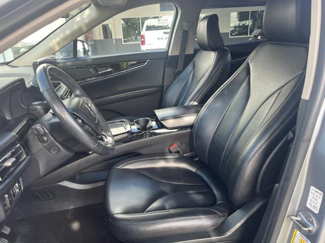 used 2022 Lincoln Nautilus car, priced at $23,641