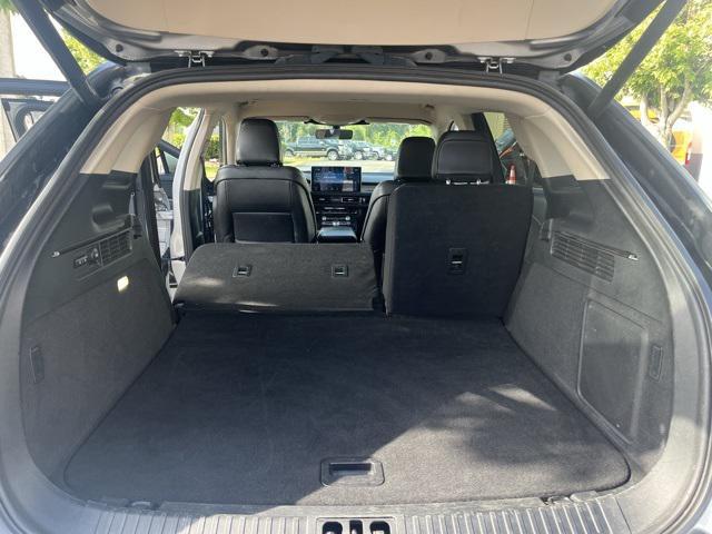 used 2022 Lincoln Nautilus car, priced at $23,641