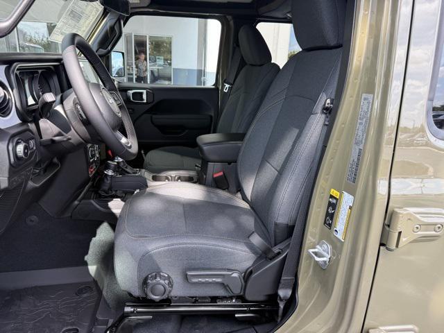 new 2025 Jeep Wrangler car, priced at $53,620