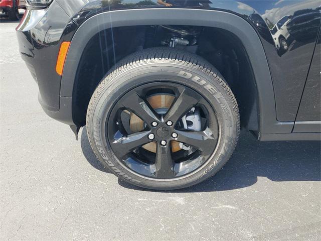 new 2024 Jeep Grand Cherokee L car, priced at $41,900