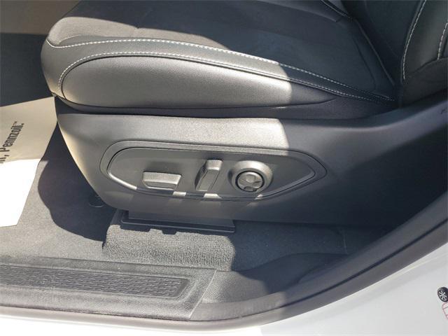 new 2024 Jeep Grand Cherokee L car, priced at $38,900