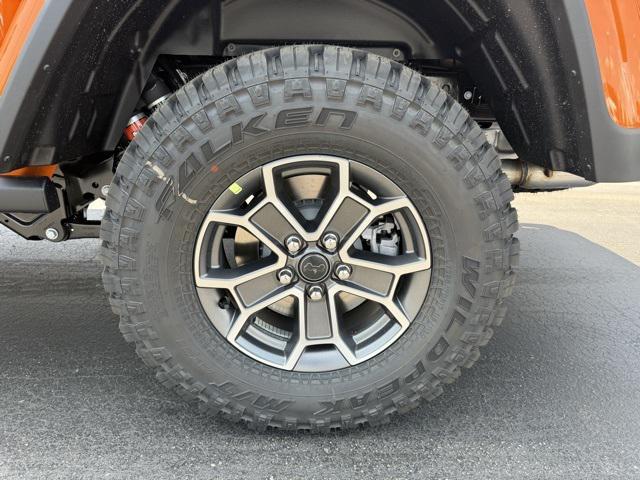 new 2025 Jeep Gladiator car, priced at $60,057