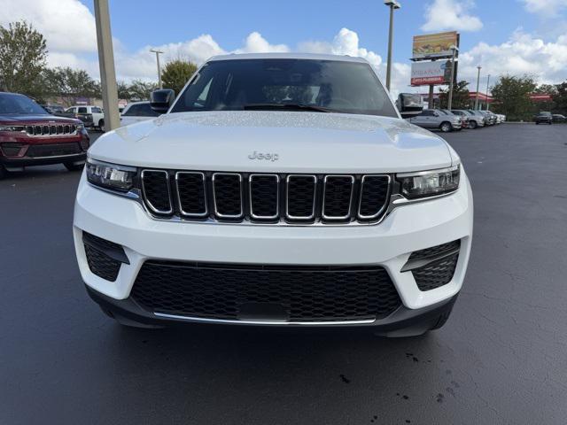 new 2025 Jeep Grand Cherokee car, priced at $35,475