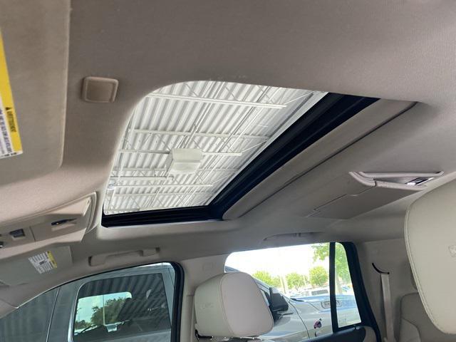 used 2019 GMC Yukon car, priced at $31,974