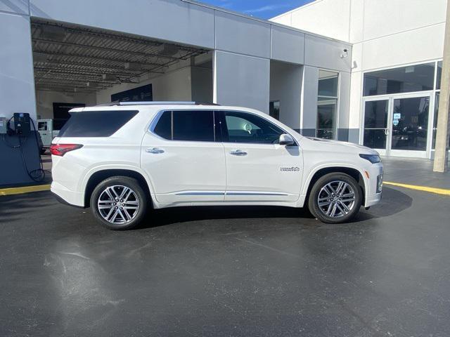 used 2022 Chevrolet Traverse car, priced at $33,733