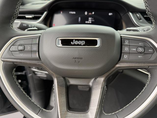 new 2025 Jeep Grand Cherokee car, priced at $45,333