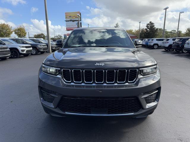 new 2025 Jeep Grand Cherokee car, priced at $36,070