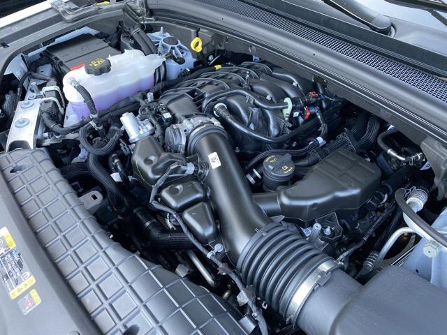 new 2025 Jeep Grand Cherokee car, priced at $35,500