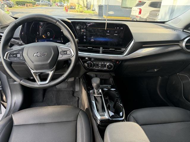 used 2025 Chevrolet Trax car, priced at $23,508