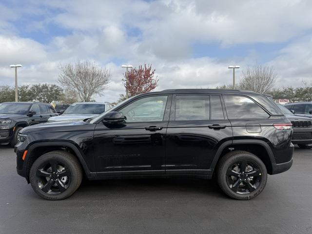 new 2025 Jeep Grand Cherokee car, priced at $40,925