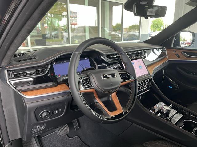 new 2025 Jeep Grand Cherokee L car, priced at $71,716
