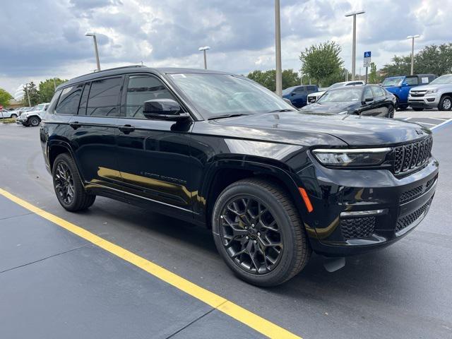 new 2025 Jeep Grand Cherokee L car, priced at $71,716