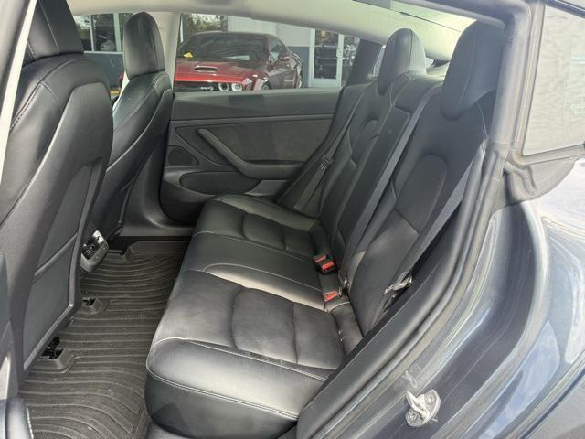 used 2021 Tesla Model 3 car, priced at $21,000