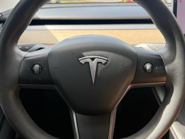 used 2021 Tesla Model 3 car, priced at $21,000