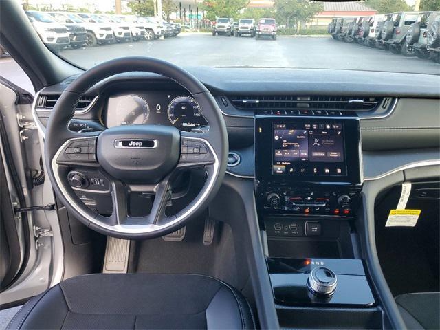 new 2024 Jeep Grand Cherokee car, priced at $39,280