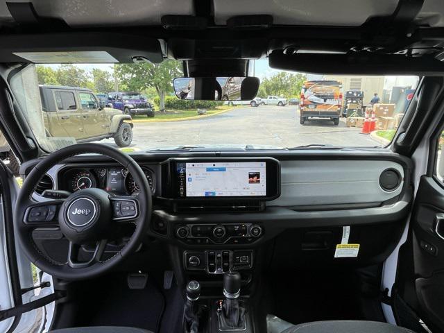 new 2025 Jeep Gladiator car, priced at $40,900