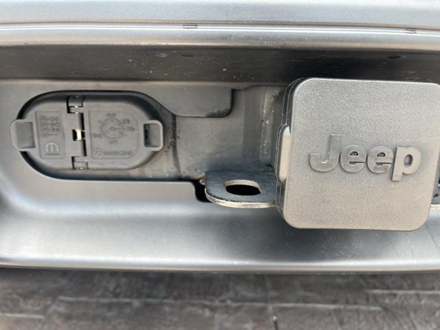 used 2021 Jeep Cherokee car, priced at $22,009