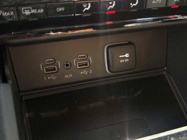 new 2025 Jeep Grand Cherokee car, priced at $37,888
